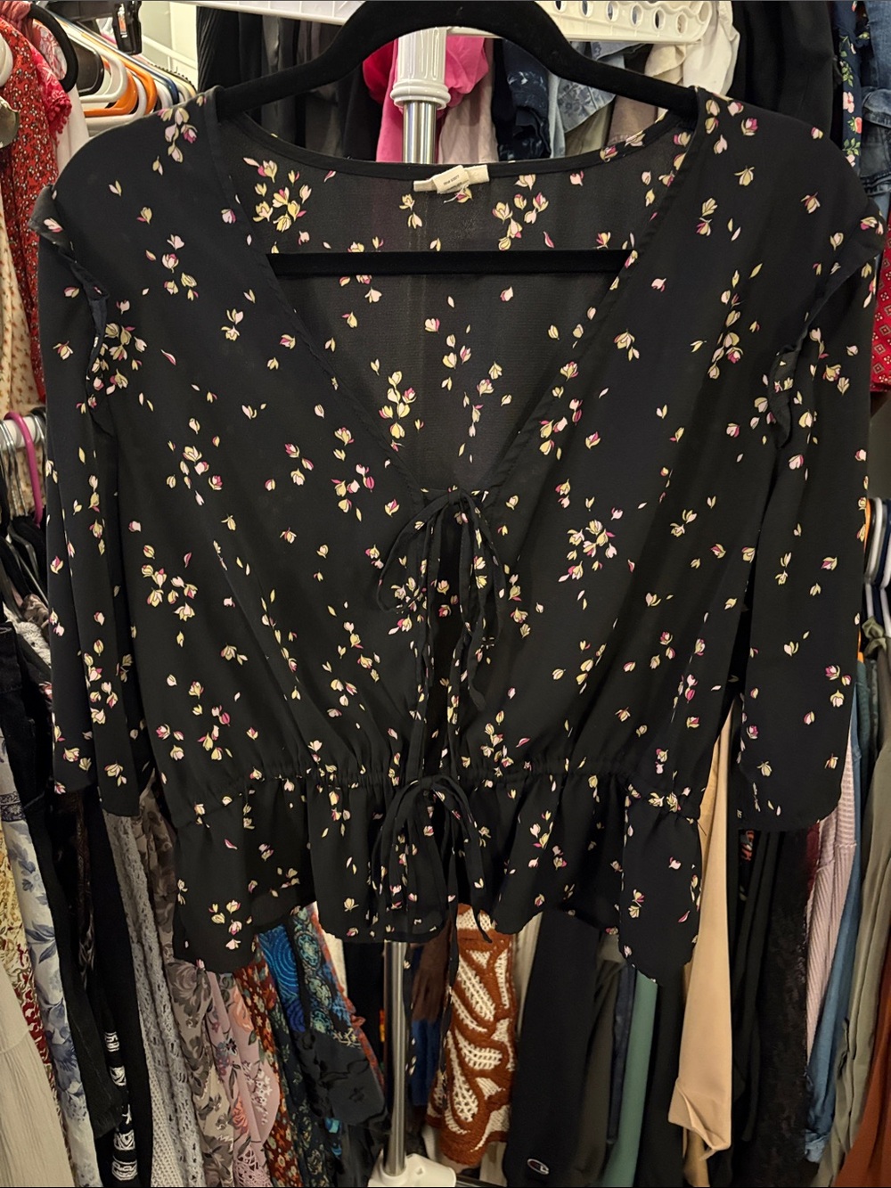 a.n.a Black Floral Tie-Front Peplum Blouse